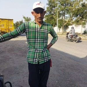 Meet your Posher, Vikas